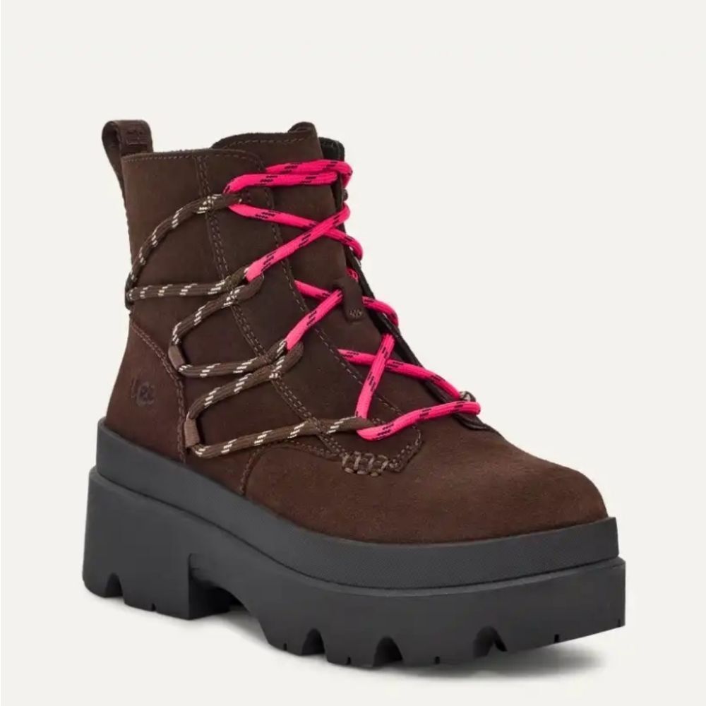 Ugg Brisbane Lace-Up Boots‎